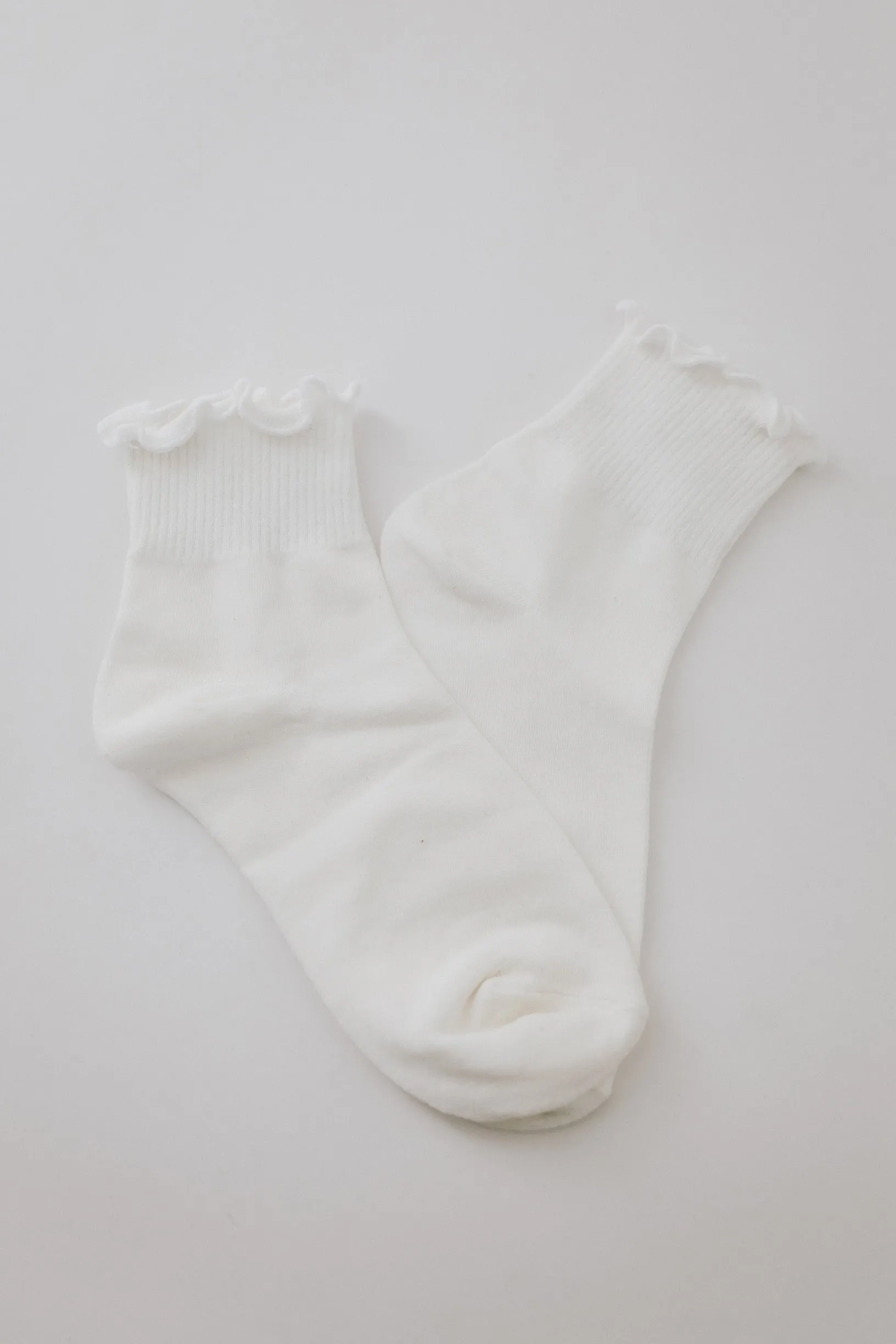 Mae Ruffled Ankle Sock - White